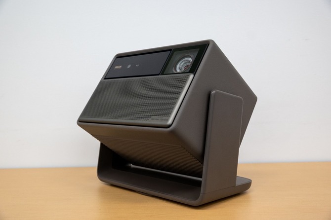 功能：在高端家用投影仪“HORIZON 20 Max”上播放“Lumines Arise”和“Cyber​​punk 2077”。享受一旦体验就再也回不去的终极游戏体验