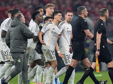 令皇马欧冠出局的争议红牌 又冤又不冤