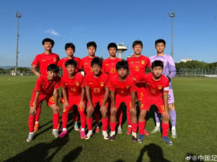 中国男足真赢了意大利 学日本多轨制初见成效
