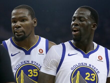 NBA／自認在勇士被柯爾限制進攻 格林：KD加入後就沒幫我設過戰術 以前勇士隊格林（Draymond Green）生涯拿下4座NBA總冠軍，入選4屆全明星、9屆最佳防守陣…