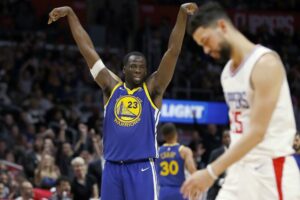 NBA／小瑞佛斯酸進攻太爛沒人守 勇士格林回嗆暗酸「靠爸族」 「小河」小瑞佛斯（Austin Rivers）最近與勇士隊前鋒格林（Draymond Green）…