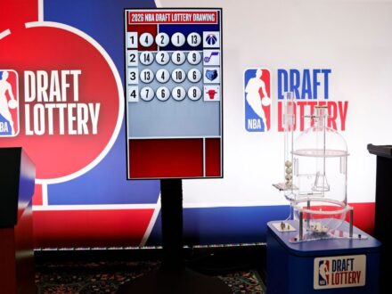 温德霍斯特：我在NBA神秘选秀抽签室的所见所闻——乒乓球被选出时的全过程揭秘