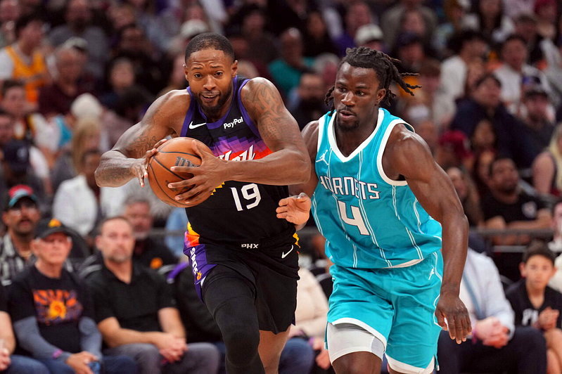 NBA/裁掉5天後簽回?太陽「先裁後簽」海史密斯藏玄機