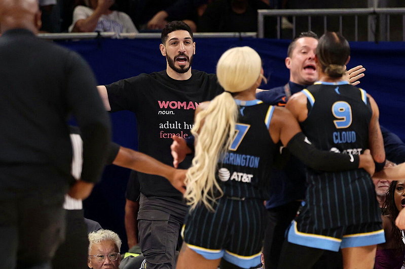 NBA／費里登現身WNBA場邊爆衝突 克勞德怒嗆、庫茲瑪批「鬧劇女王」