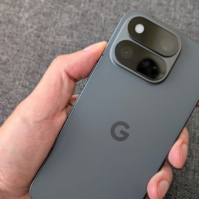 Google Pixel 11 Pro Fold 深度评测:进步显著,但距离“最佳”仍有距离?购买建议与同类对比